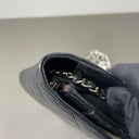Sac à bandoulière Wallet On Chain en cuir lisse noir - Chanel