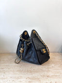 Sac à épaule Mini Sac Chanel 25 en cuir caviar noir - Chanel