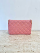 Sac à bandoulière Wallet-On-Chain Filigree en cuir caviar rose - Chanel