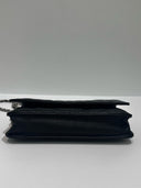 Sac à bandoulière Wallet-On-Chain en cuir lisse noir - Chanel