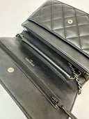 Sac à bandoulière Wallet-On-Chain en cuir lisse noir - Chanel