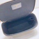 Sac à bandoulière mini Vanity en cuir lisse noir - Chanel
