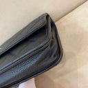 Sac à bandoulière Wallet-On-Chain en cuir caviar noir - Chanel