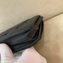 Sac à bandoulière Wallet-On-Chain en cuir caviar noir - Chanel