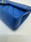 Sac à bandoulière Timeless 11.12 en cuir lisse bleu - Chanel