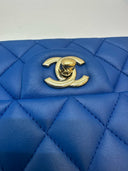 Sac à bandoulière Timeless 11.12 en cuir lisse bleu - Chanel