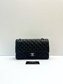 Sac à bandoulière Timeless 11.12 en cuir lisse noir - Chanel