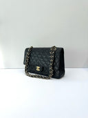 Sac à bandoulière Timeless 11.12 en cuir caviar noir - Chanel