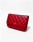 Sac à bandoulière Wallet-On-Chain en cuir lisse rouge - Chanel