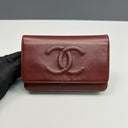 Sac à bandoulière Wallet-On-Chain en cuir caviar bordeaux - Chanel