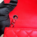 Sac à bandoulière Timeless 20CM en cuir lisse rouge - Chanel