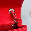 Sac à bandoulière Timeless 20CM en cuir lisse rouge - Chanel