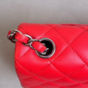Sac à bandoulière Timeless 20CM en cuir lisse rouge - Chanel