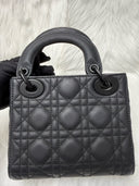 Sac à bandoulière Mini Lady Dior en cuir lisse noir - Christian Dior