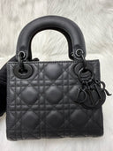 Sac à bandoulière Mini Lady Dior en cuir lisse noir - Christian Dior