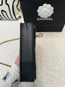 Sac à bandoulière Wallet-On-Chain en cuir lisse noir - Chanel