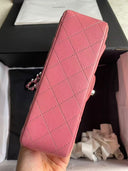 Sac à bandoulière Timeless 20CM en cuir lisse rose - Chanel