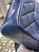 Sac à bandoulière Timeless 11.12 en cuir caviar bleu - Chanel