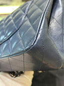 Sac à bandoulière Timeless 11.12 en cuir caviar bleu - Chanel