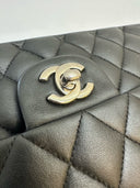 Sac à bandoulière Timeless 11.12 en cuir lisse noir - Chanel