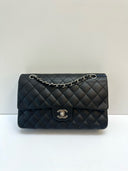 Sac à bandoulière Timeless 11.12 en cuir lisse noir - Chanel