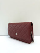 Sac à bandoulière Wallet-On-Chain en cuir caviar bordeaux - Chanel