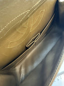 Sac à bandoulière 2.55 en cuir d'agneau marron - Chanel