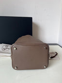 Sac à main Picotin 18 en cuir Togo étoupe - Hermès