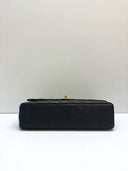 Sac à bandoulière Timeless 11.12 en cuir caviar noir 25CM - Chanel