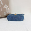 Sac à bandoulière Mood Mini Rectangulaire en denim bleu - Chanel