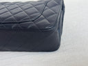Sac à bandoulière Timeless 20CM en cuir lisse noir et doré - Chanel