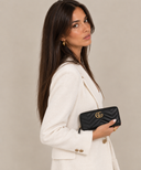 Porefeuille Marmont GG en cuir lisse noir et doré - Gucci