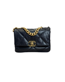 Sac à bandoulière Chanel 19 Small en cuir lisse noir - Chanel