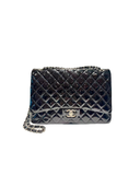 Sac à bandoulière Maxi Jumbo en cuir verni noir - Chanel