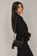 Sac à bandoulière Lou Caméra en cuir lisse d'agneau noir - Chanel