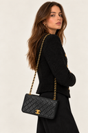Sac à bandoulière Mademoiselle Médium en cuir lisse noir et doré - Chanel