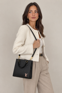 Sac à bandoulière Plat en cuir épi noir - Louis Vuitton