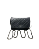 Sac à bandoulière Wallet On Chain en cuir lisse noir - Chanel