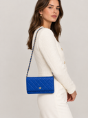 Sac à bandoulière Wallet-On-Chain en cuir lisse bleu - Chanel