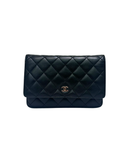 Sac à bandoulière Wallet-On-Chain en cuir lisse noir - Chanel