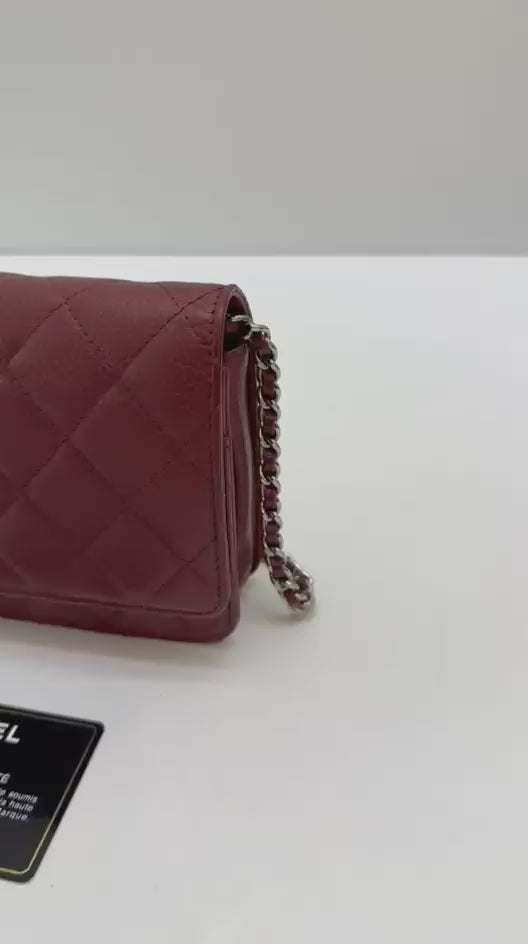 Sac à bandoulière Wallet-On-Chain en cuir caviar bordeaux - Chanel
